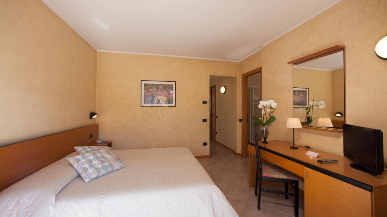 Hotel Bel Sito Πεσκιέρα ντελ Γκάρντα Εξωτερικό φωτογραφία