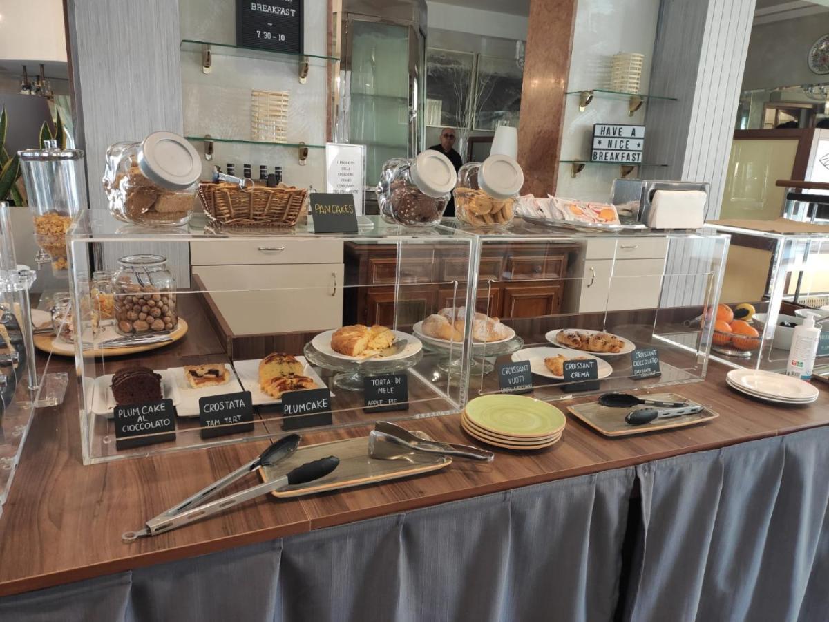 Hotel Bel Sito Πεσκιέρα ντελ Γκάρντα Εξωτερικό φωτογραφία