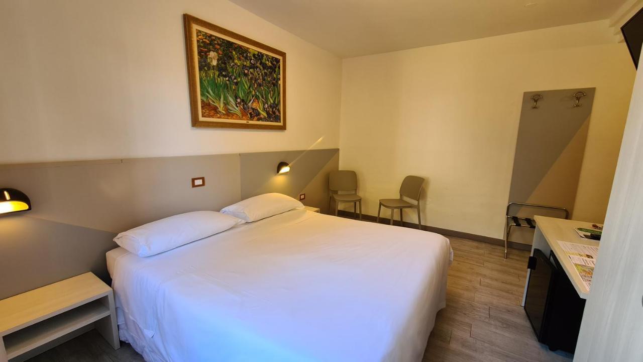 Hotel Bel Sito Πεσκιέρα ντελ Γκάρντα Εξωτερικό φωτογραφία