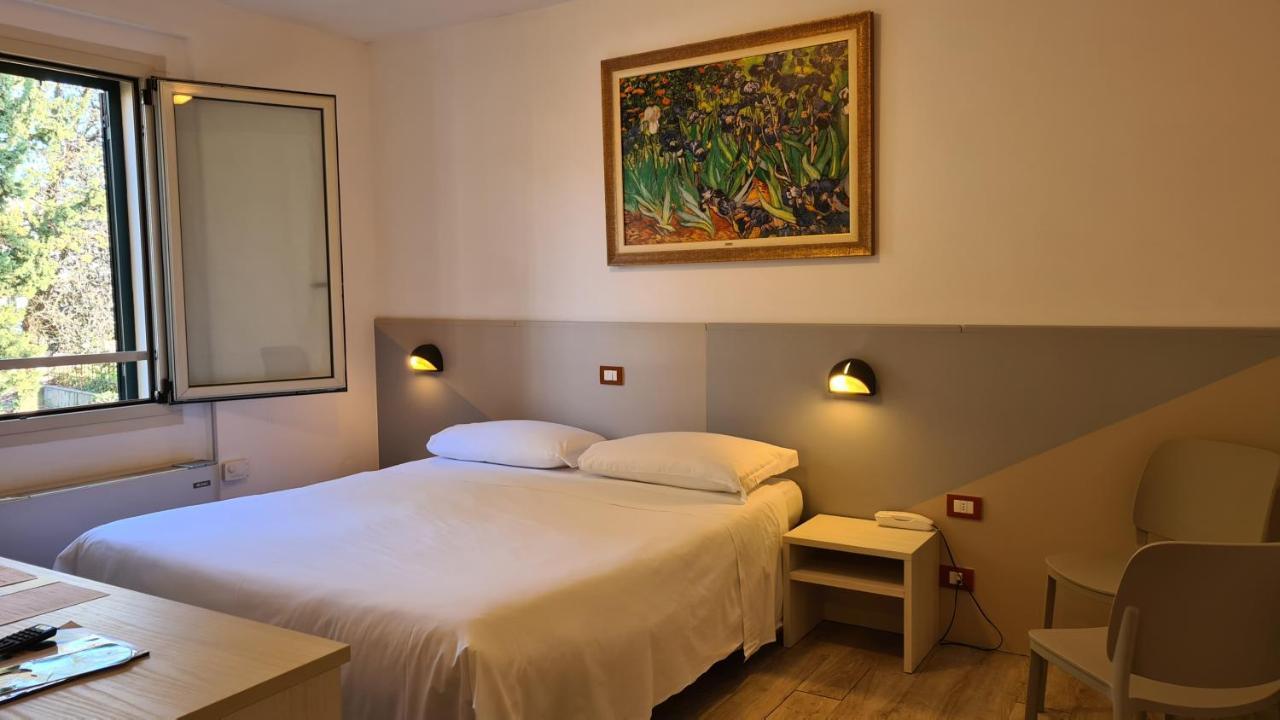 Hotel Bel Sito Πεσκιέρα ντελ Γκάρντα Εξωτερικό φωτογραφία