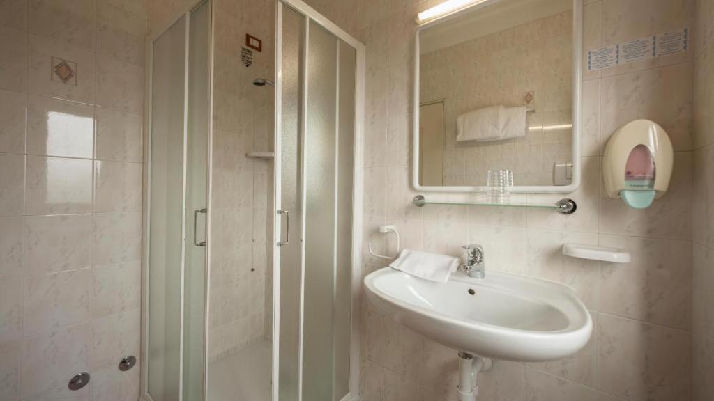 Hotel Bel Sito Πεσκιέρα ντελ Γκάρντα Εξωτερικό φωτογραφία