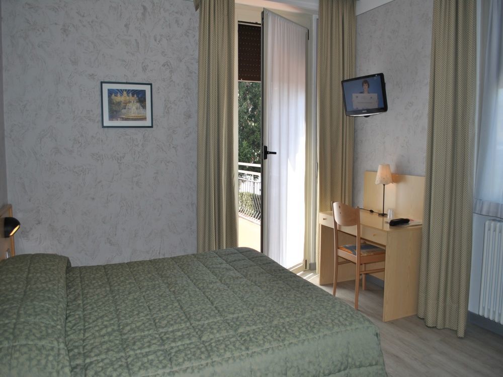 Hotel Bel Sito Πεσκιέρα ντελ Γκάρντα Εξωτερικό φωτογραφία