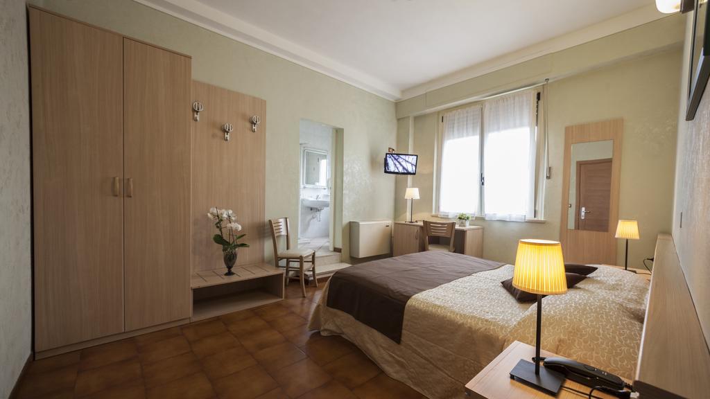 Hotel Bel Sito Πεσκιέρα ντελ Γκάρντα Εξωτερικό φωτογραφία