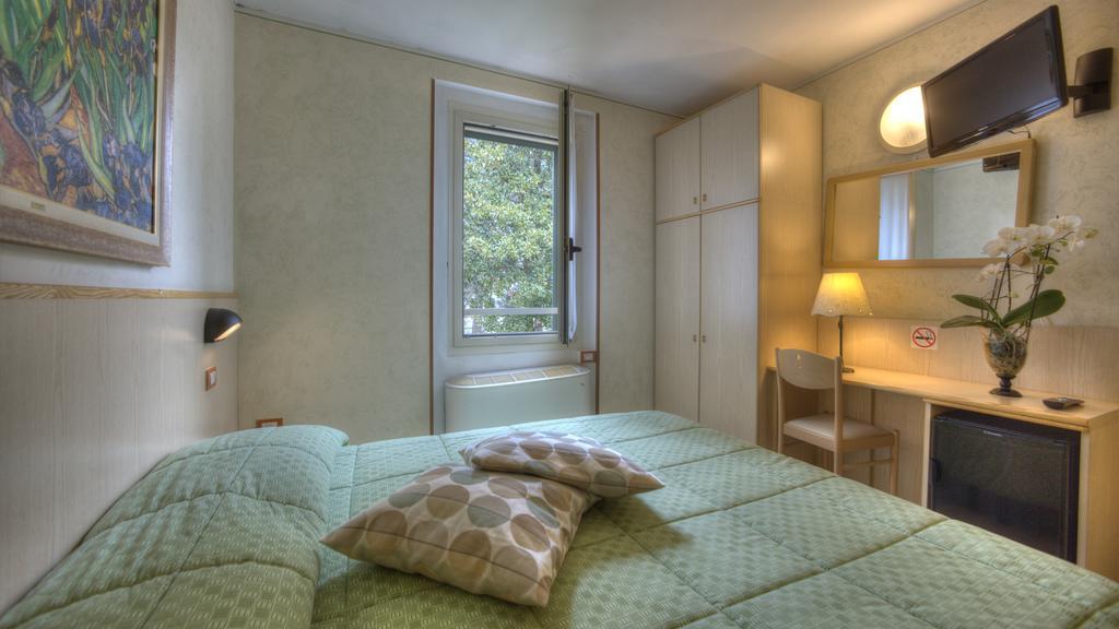 Hotel Bel Sito Πεσκιέρα ντελ Γκάρντα Εξωτερικό φωτογραφία