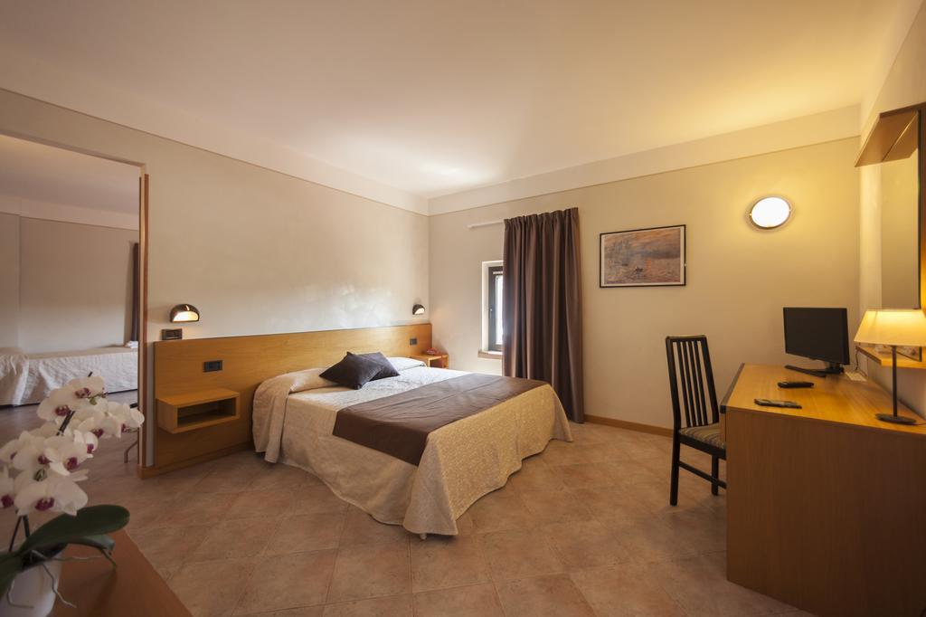 Hotel Bel Sito Πεσκιέρα ντελ Γκάρντα Δωμάτιο φωτογραφία